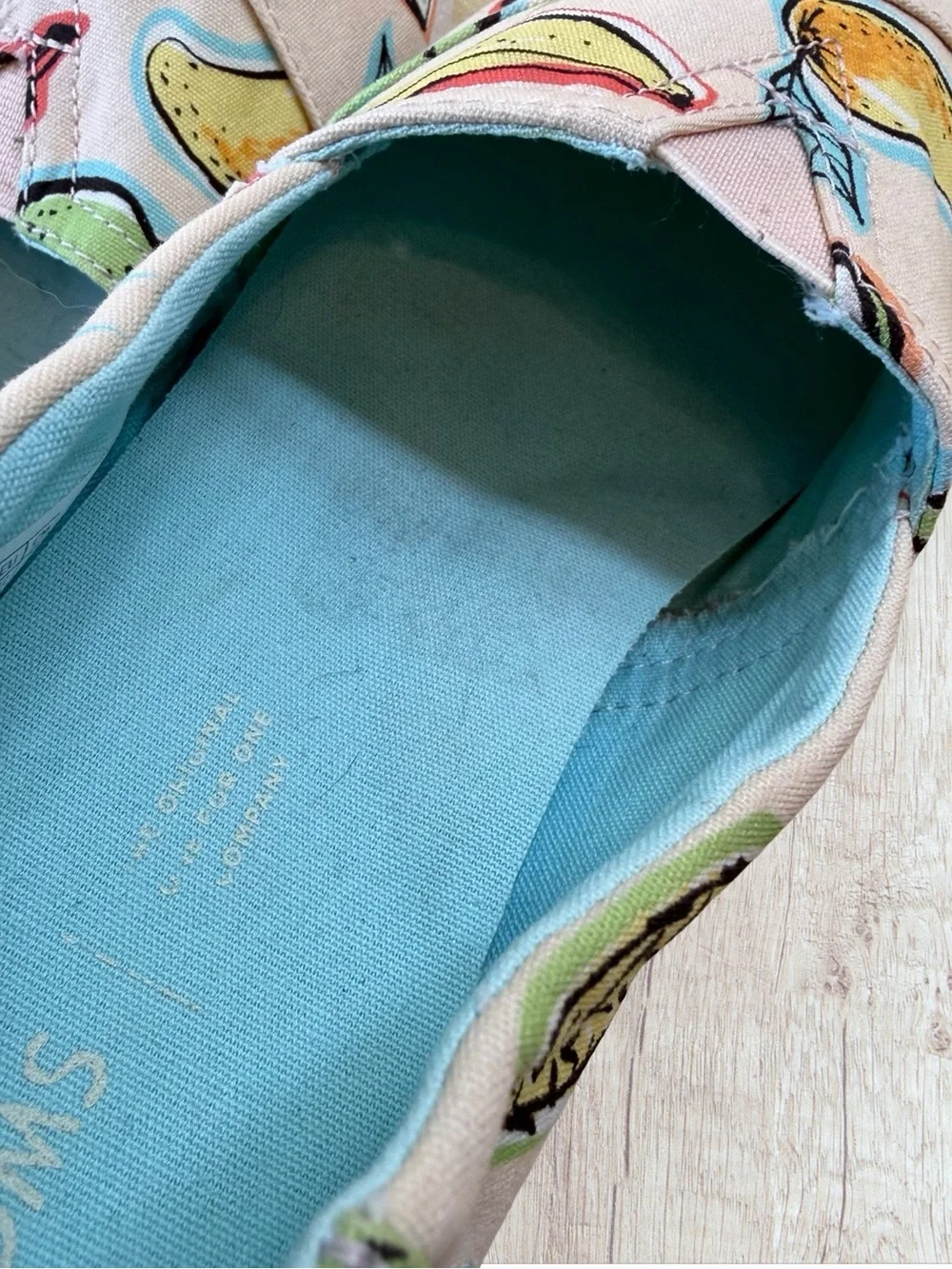 TOMS Tropical Fruit Print Alpargata Slip-On Shoes Women’s 10 EU 42